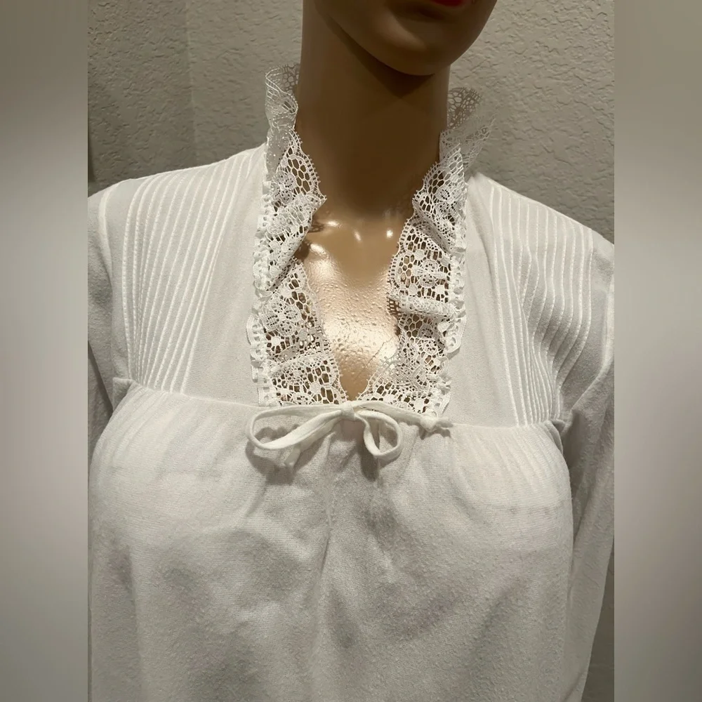 Vintage Rutledge Classic White Lace-Trim Long Nightgown